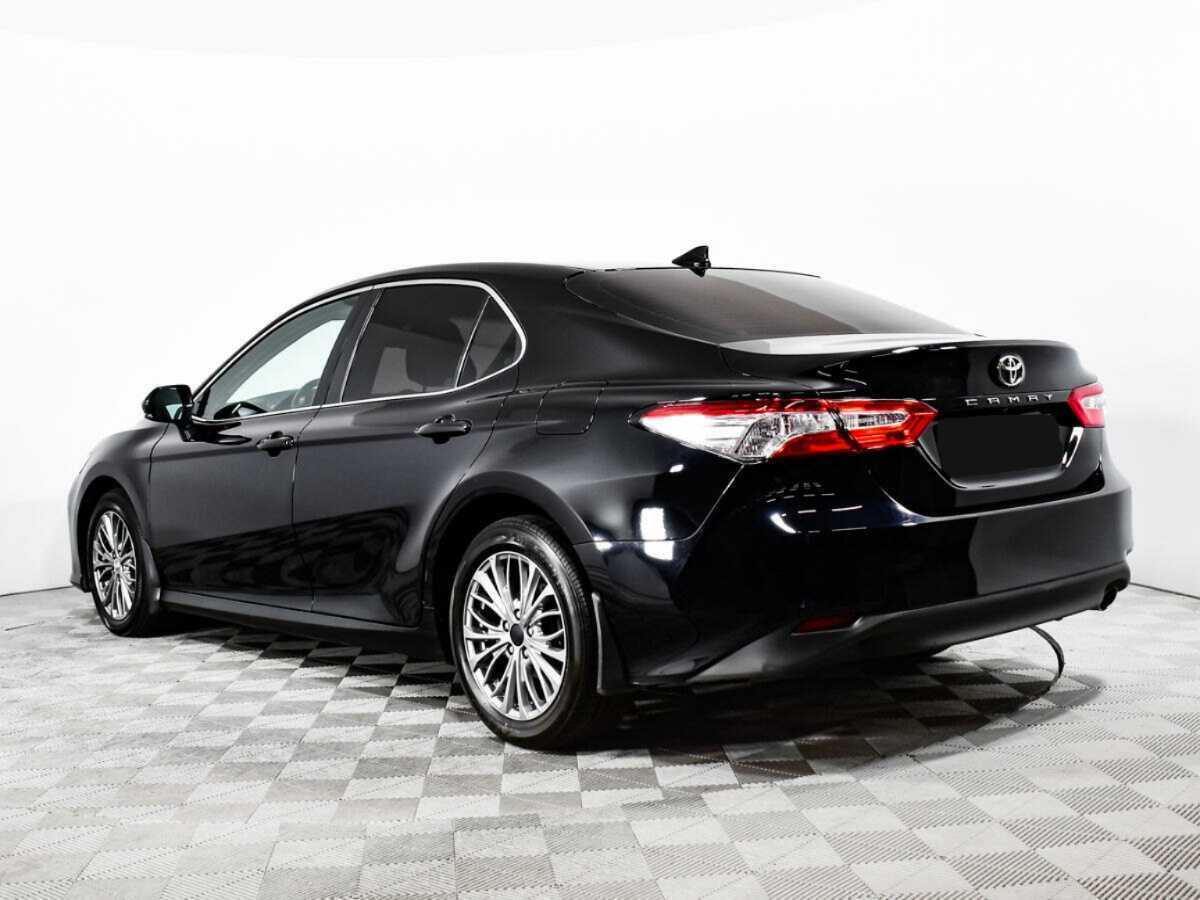 Toyota Camry 2021 года с пробегом. Фото: #6
