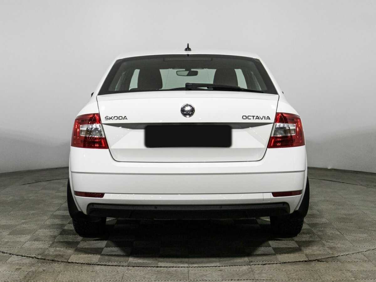 Skoda Octavia 2019 года с пробегом. Фото: #5