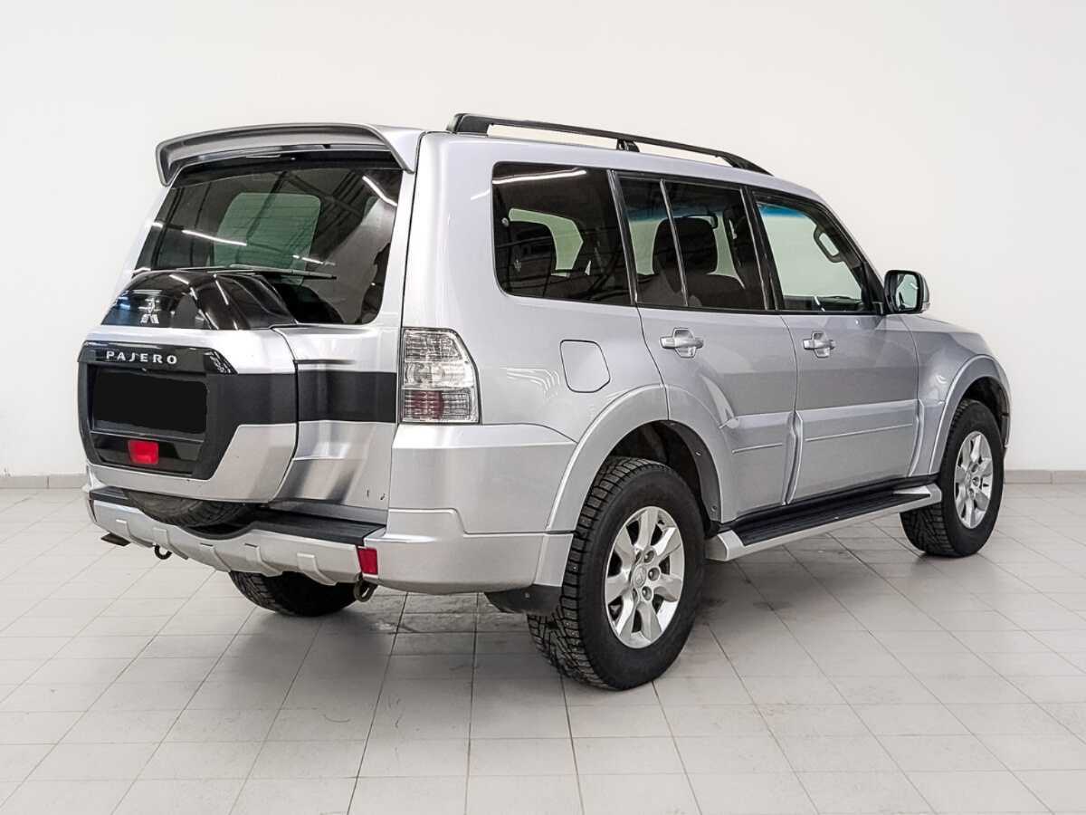 Mitsubishi Pajero 2014 года с пробегом. Фото: #4