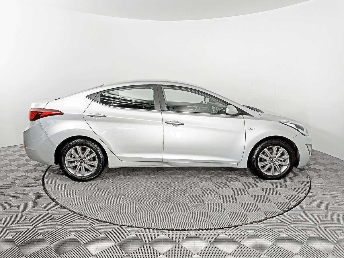 Hyundai Elantra 2014 года с пробегом. Фото: #3
