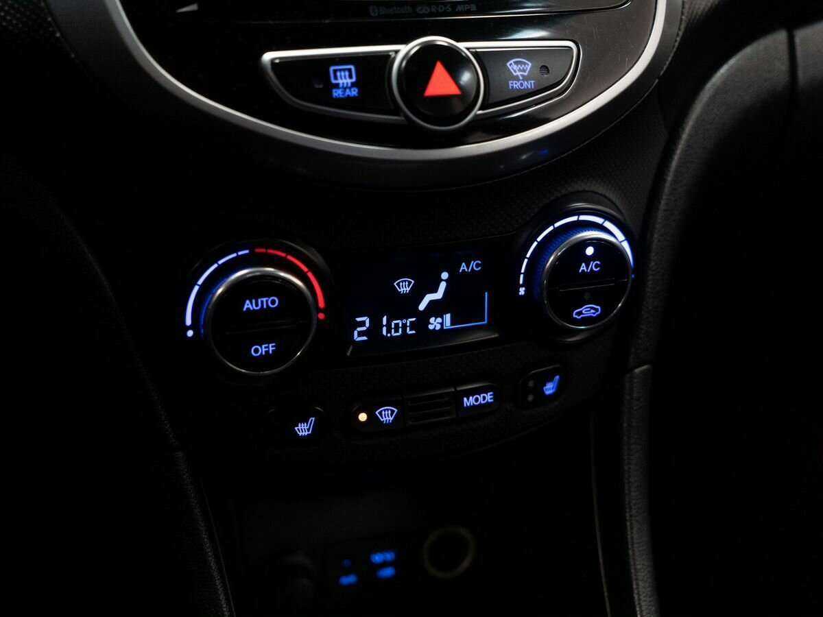 Hyundai Solaris 2015 года с пробегом. Фото: #12