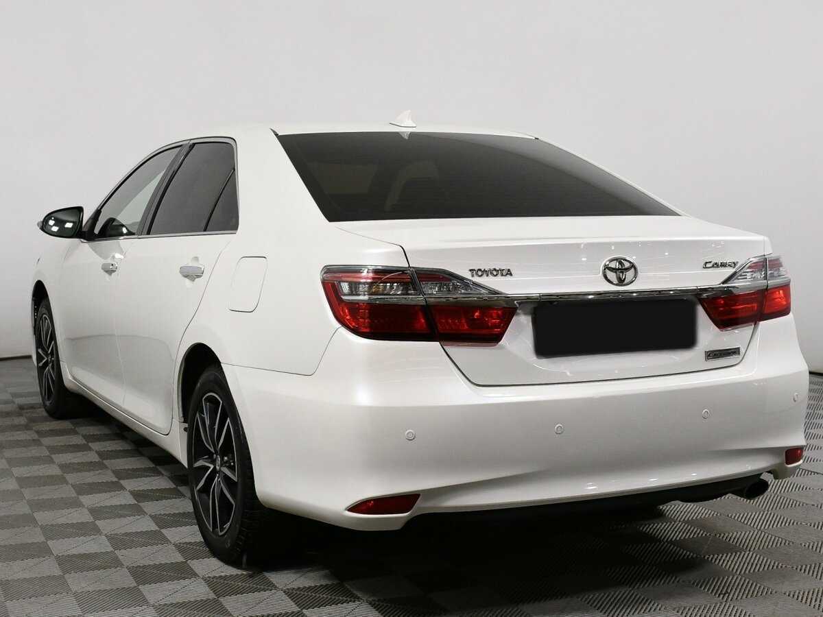 Toyota Camry 2017 года с пробегом. Фото: #5