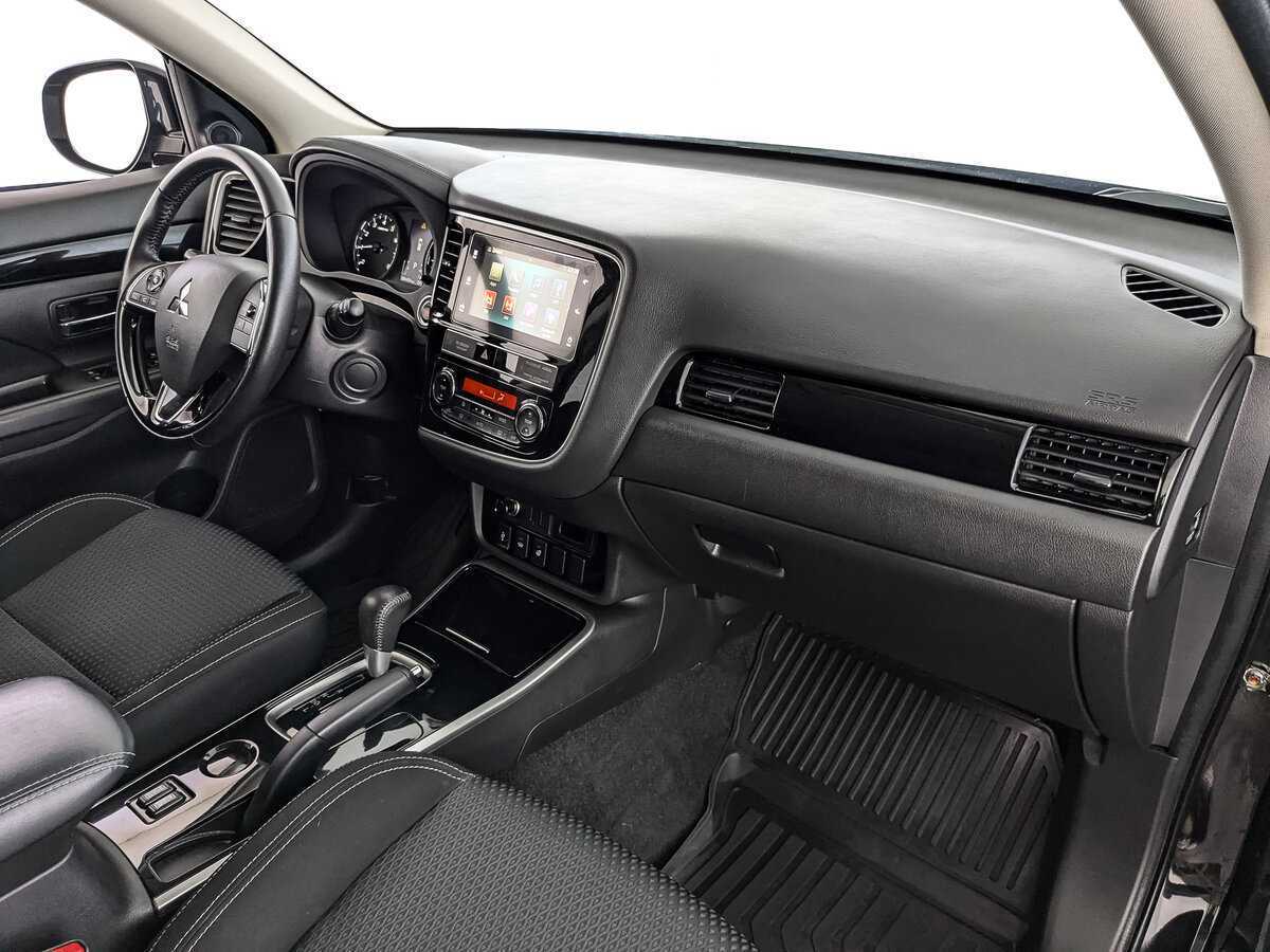Mitsubishi Outlander 2019 года с пробегом. Фото: #8