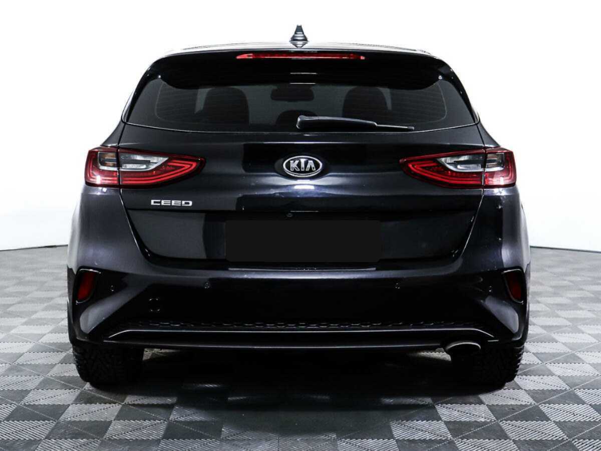 Kia Ceed 2018 года с пробегом. Фото: #4