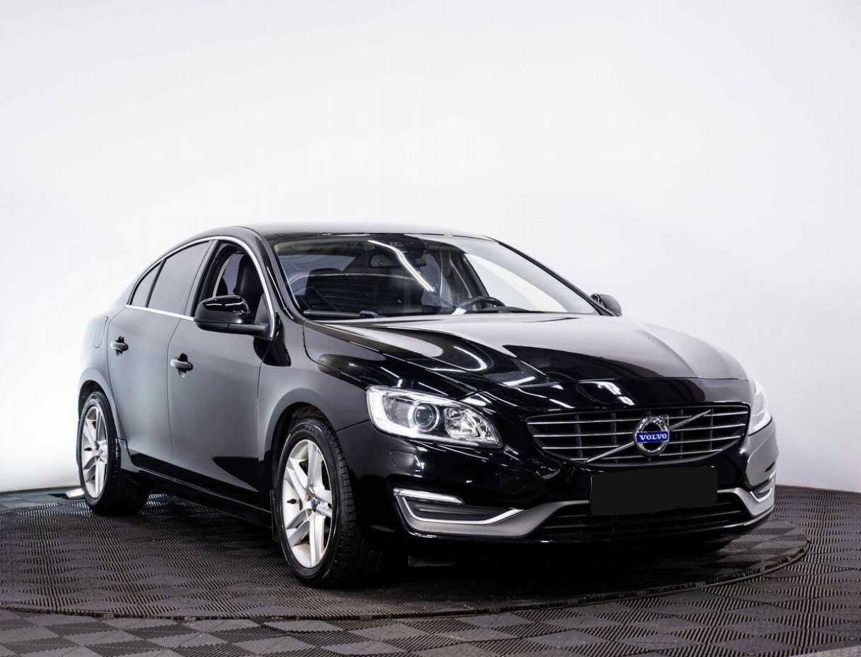 Volvo S60 2013 года с пробегом. Фото: #2