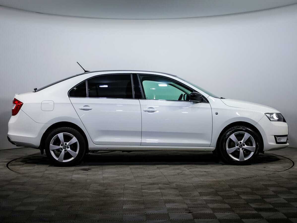 Skoda Rapid 2017 года с пробегом. Фото: #2