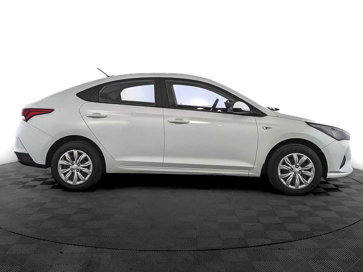 Hyundai Solaris 2020 года с пробегом. Фото: #3