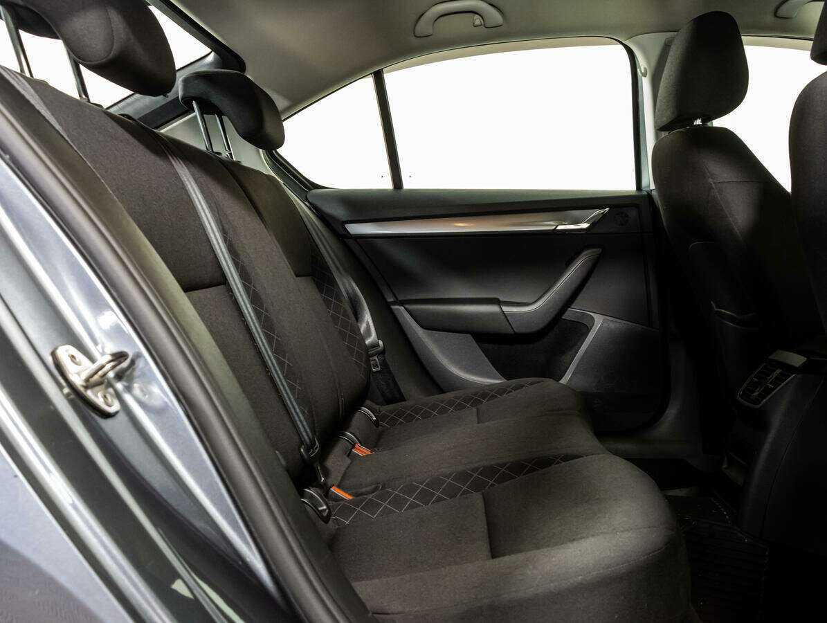 Skoda Octavia 2019 года с пробегом. Фото: #9