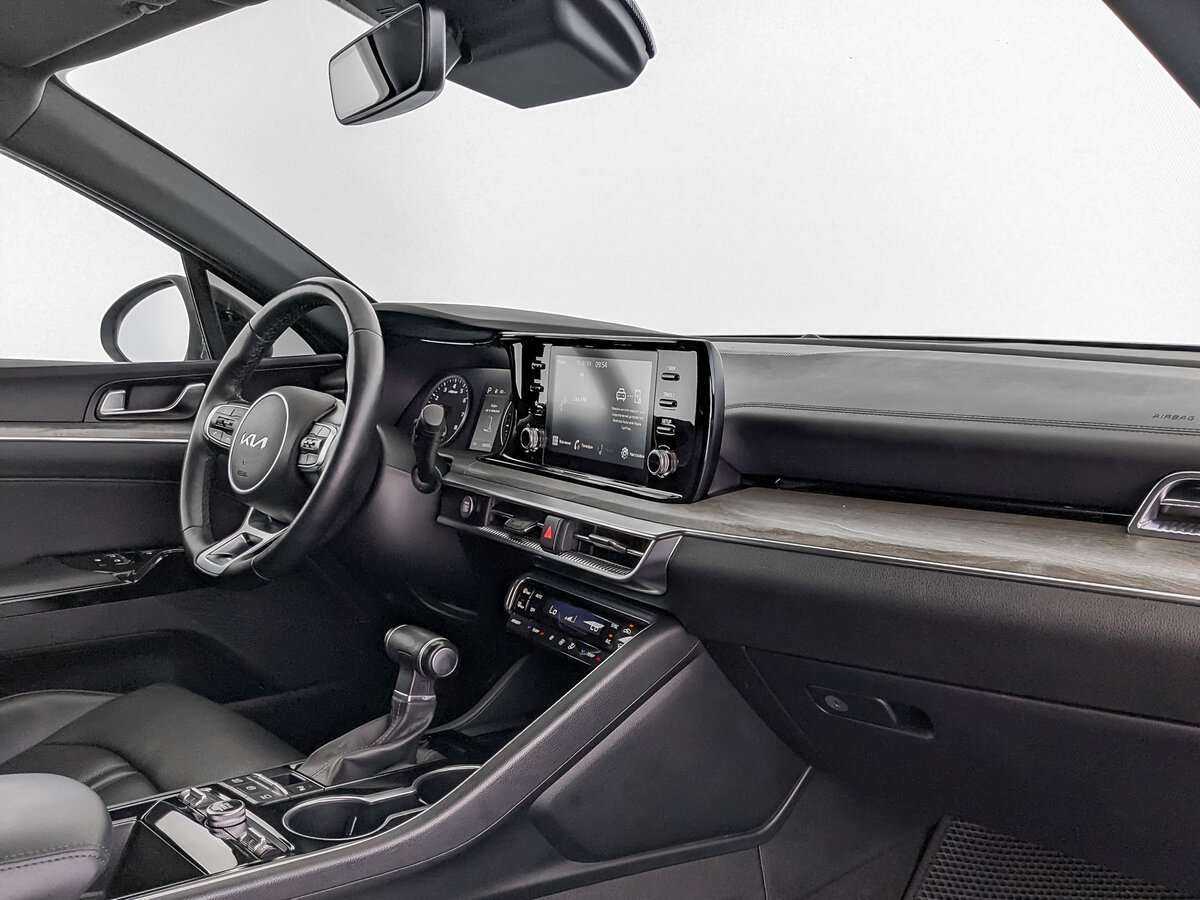 Kia K5 2021 года с пробегом. Фото: #8