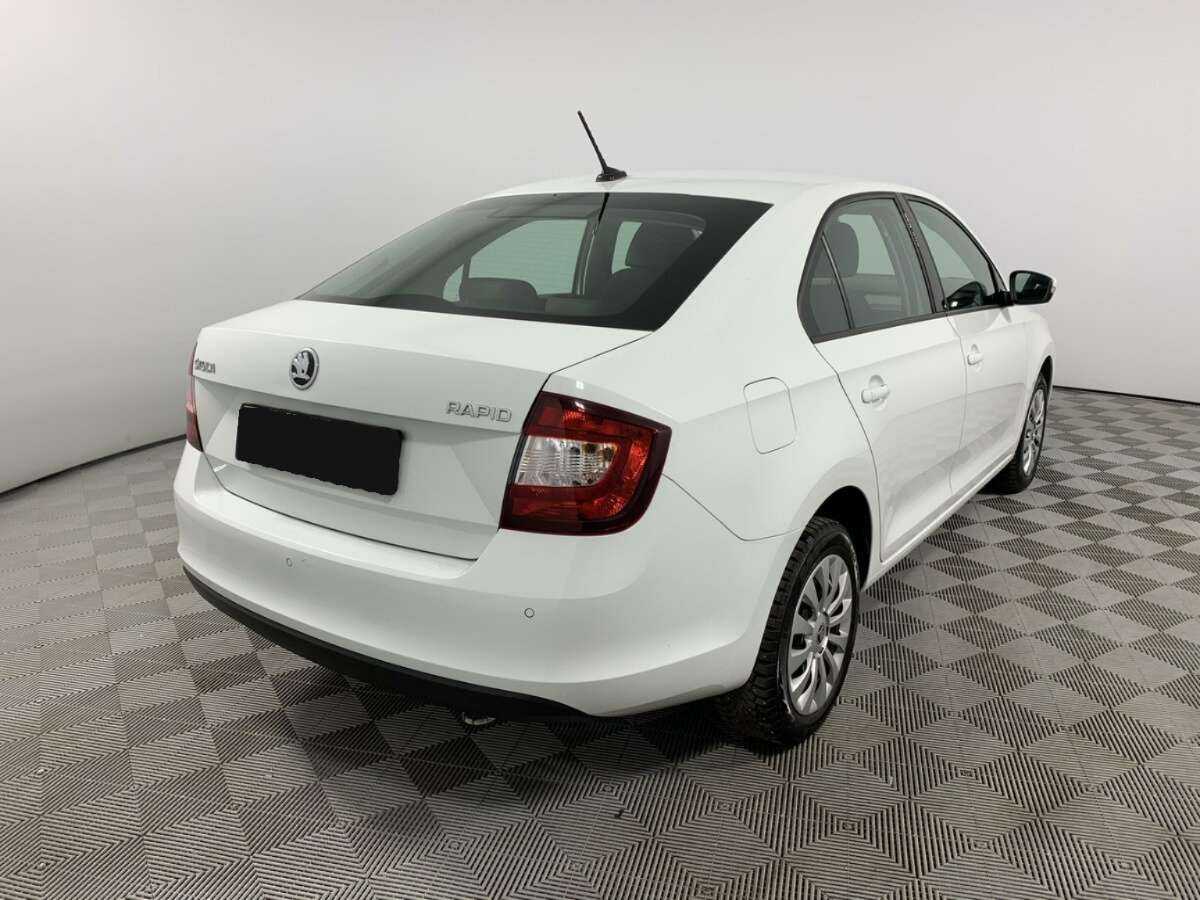 Skoda Rapid 2019 года с пробегом. Фото: #4