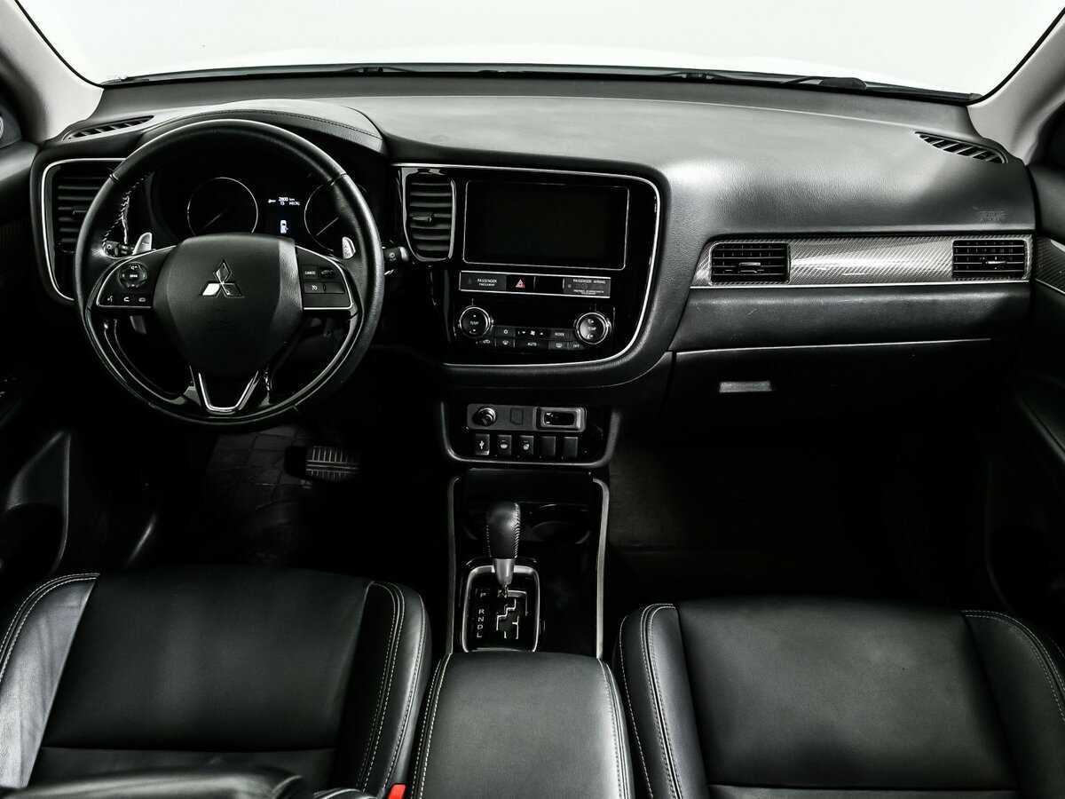 Mitsubishi Outlander 2019 года с пробегом. Фото: #8