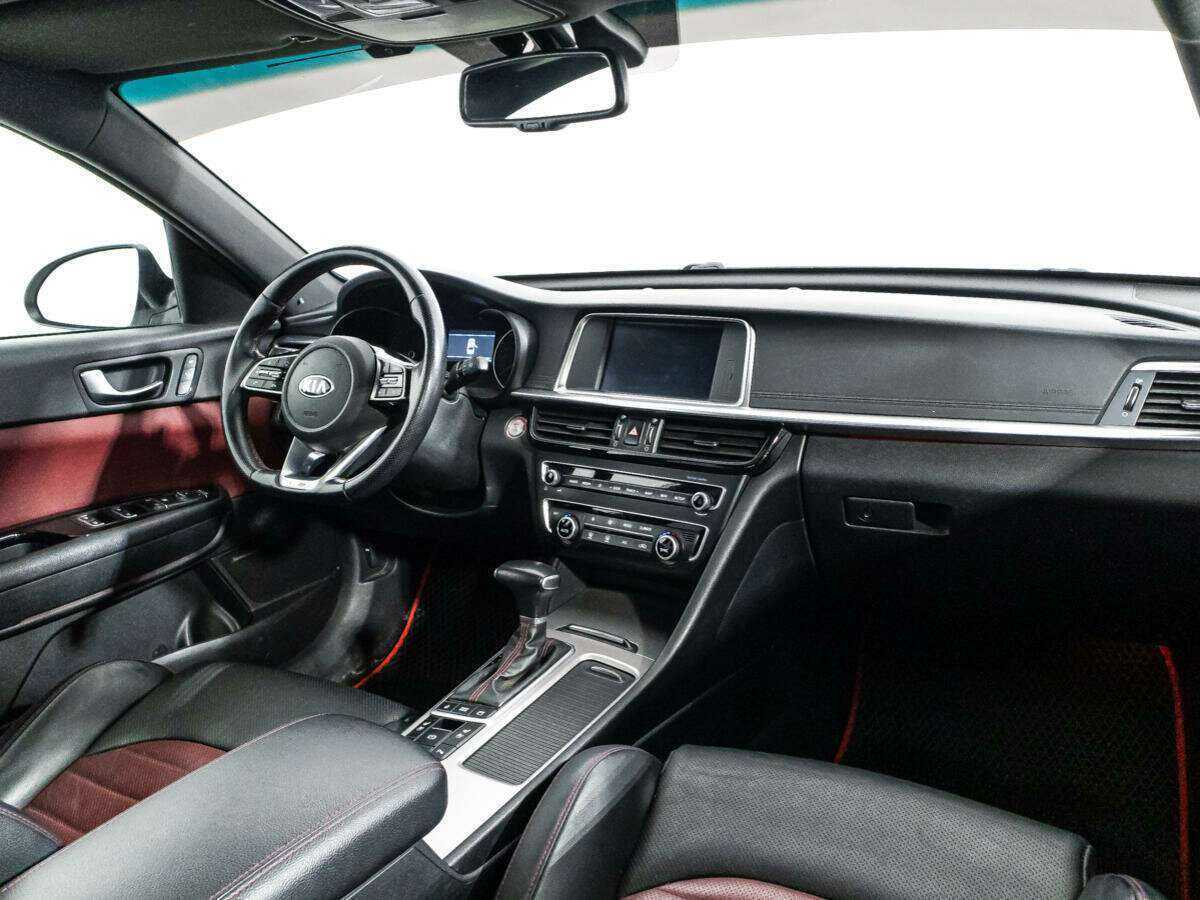 Kia Optima 2018 года с пробегом. Фото: #8