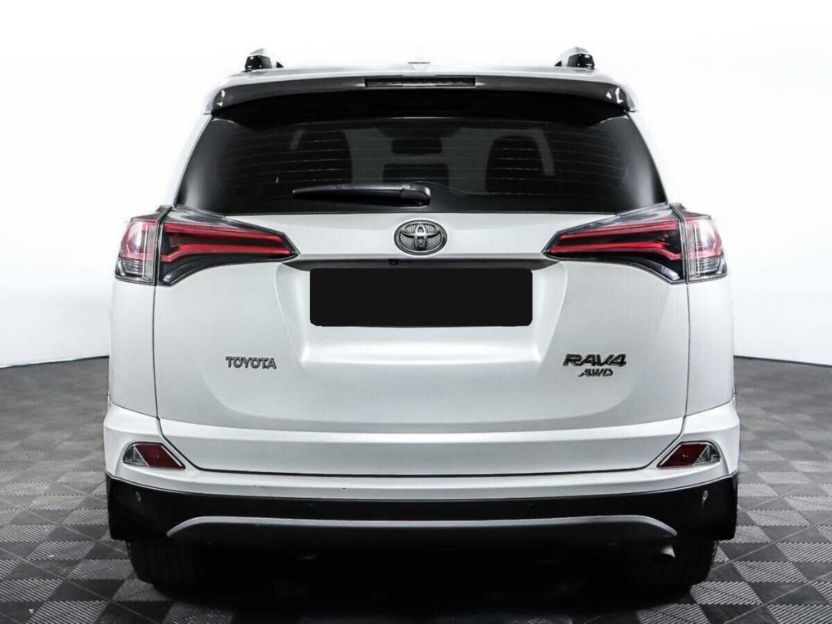 Toyota RAV4 2018 года с пробегом. Фото: #5