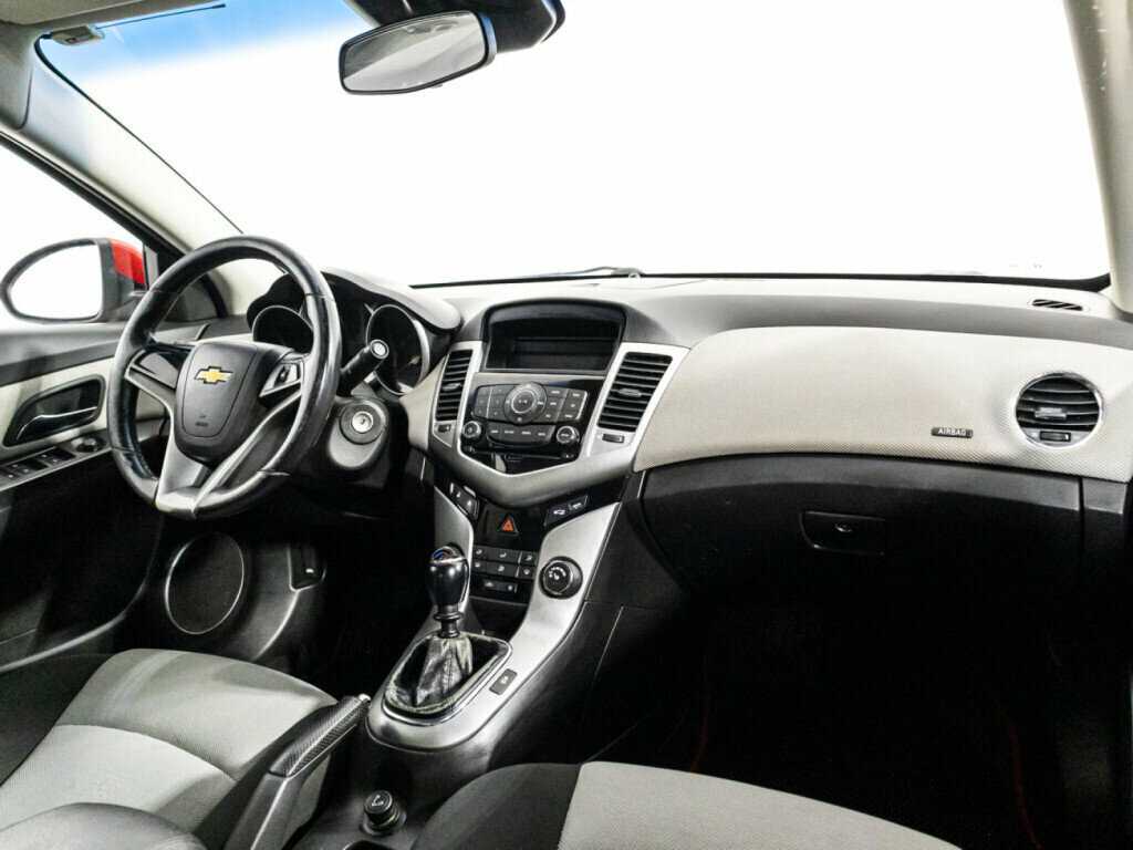 Chevrolet Cruze 2012 года с пробегом. Фото: #8