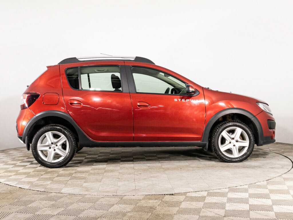 Renault Sandero 2017 года с пробегом. Фото: #3