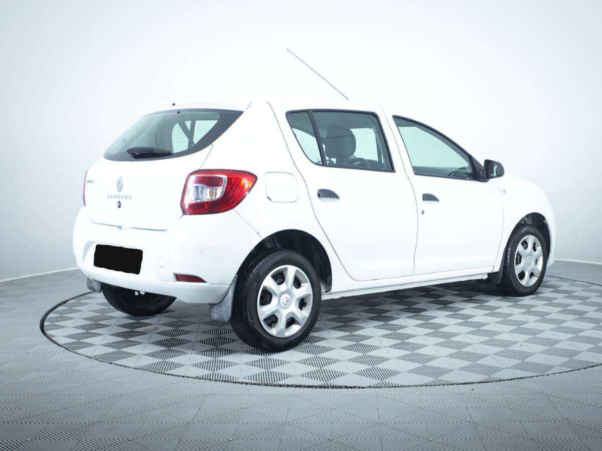 Renault Sandero 2017 года с пробегом. Фото: #4