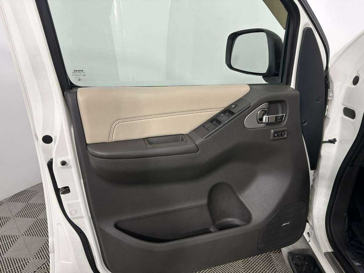 Nissan Pathfinder 2012 года с пробегом. Фото: #7