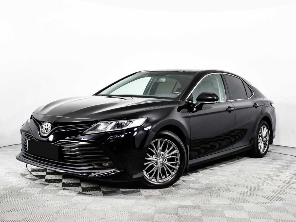 Toyota Camry 2021 года с пробегом. Посмотреть фото