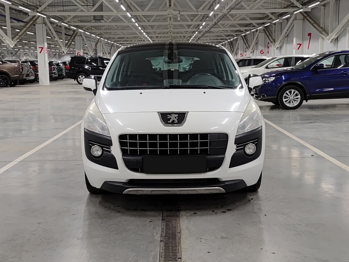 Peugeot 3008 2012 года с пробегом. Фото: #1