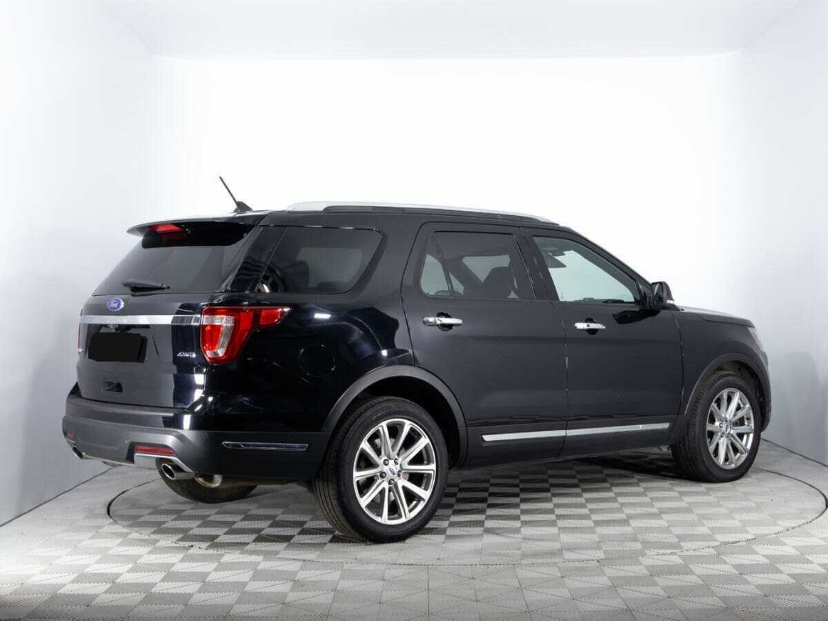 Ford Explorer 2018 года с пробегом. Фото: #4