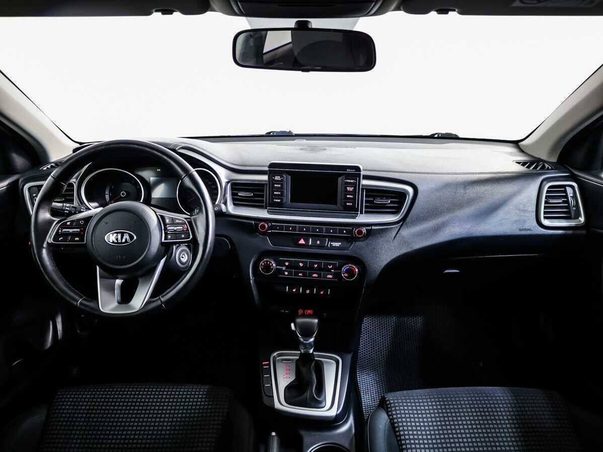 Kia Ceed 2018 года с пробегом. Фото: #8