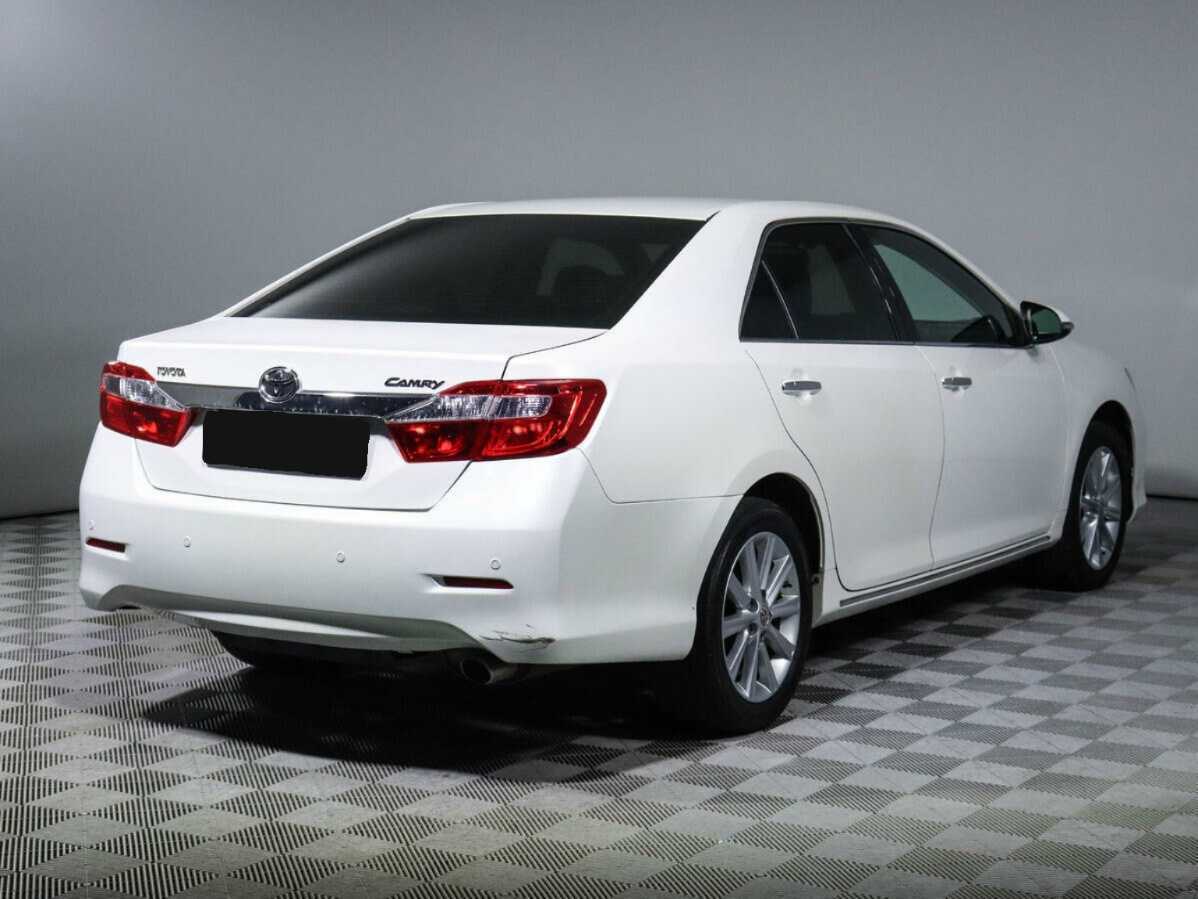Toyota Camry 2014 года с пробегом. Фото: #4