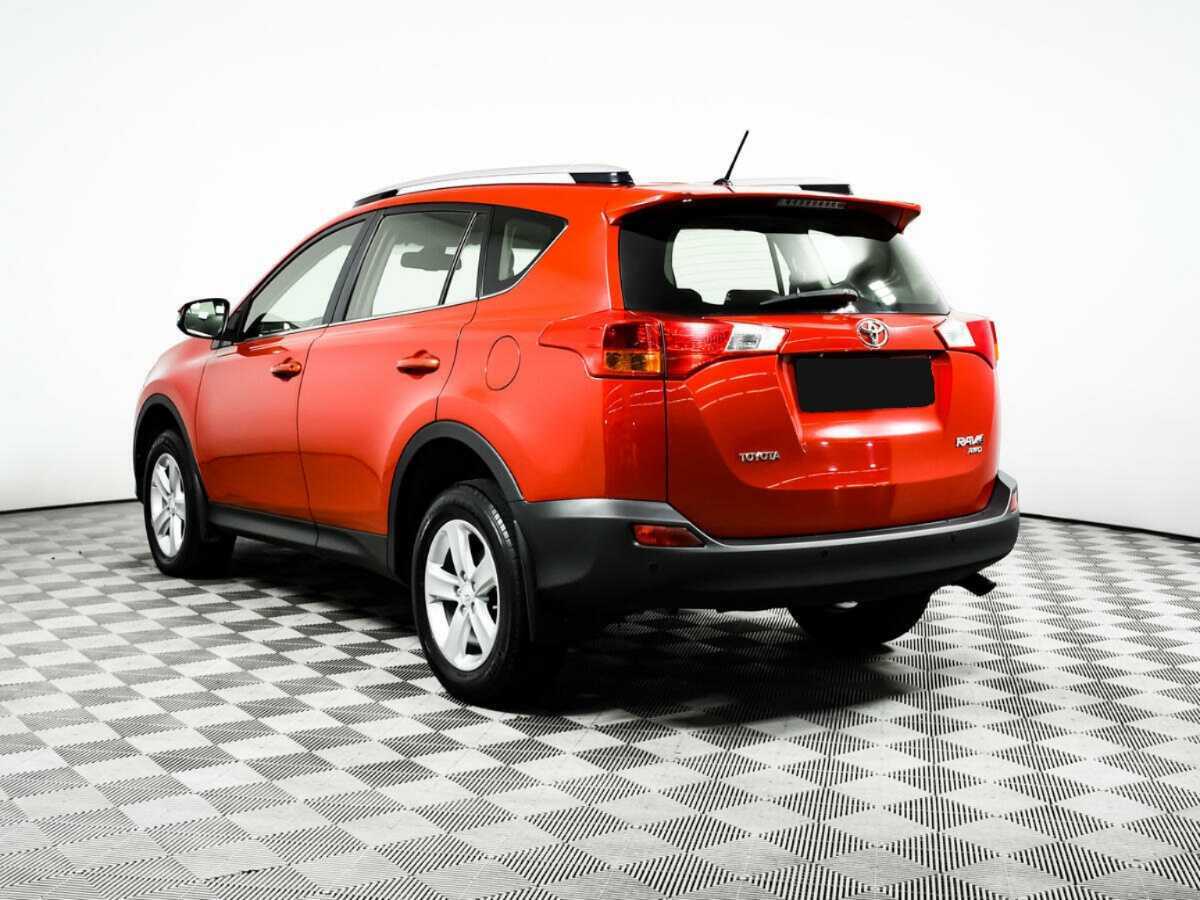 Toyota RAV4 2014 года с пробегом. Фото: #6