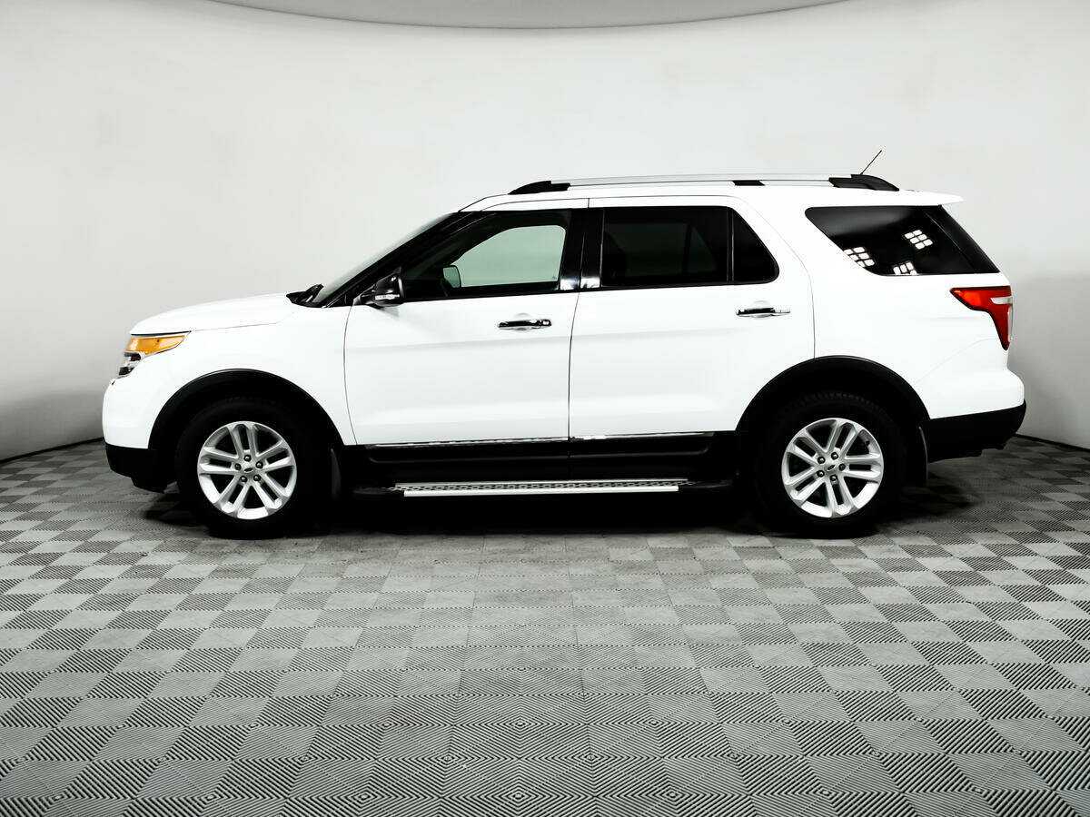 Ford Explorer 2013 года с пробегом. Фото: #7