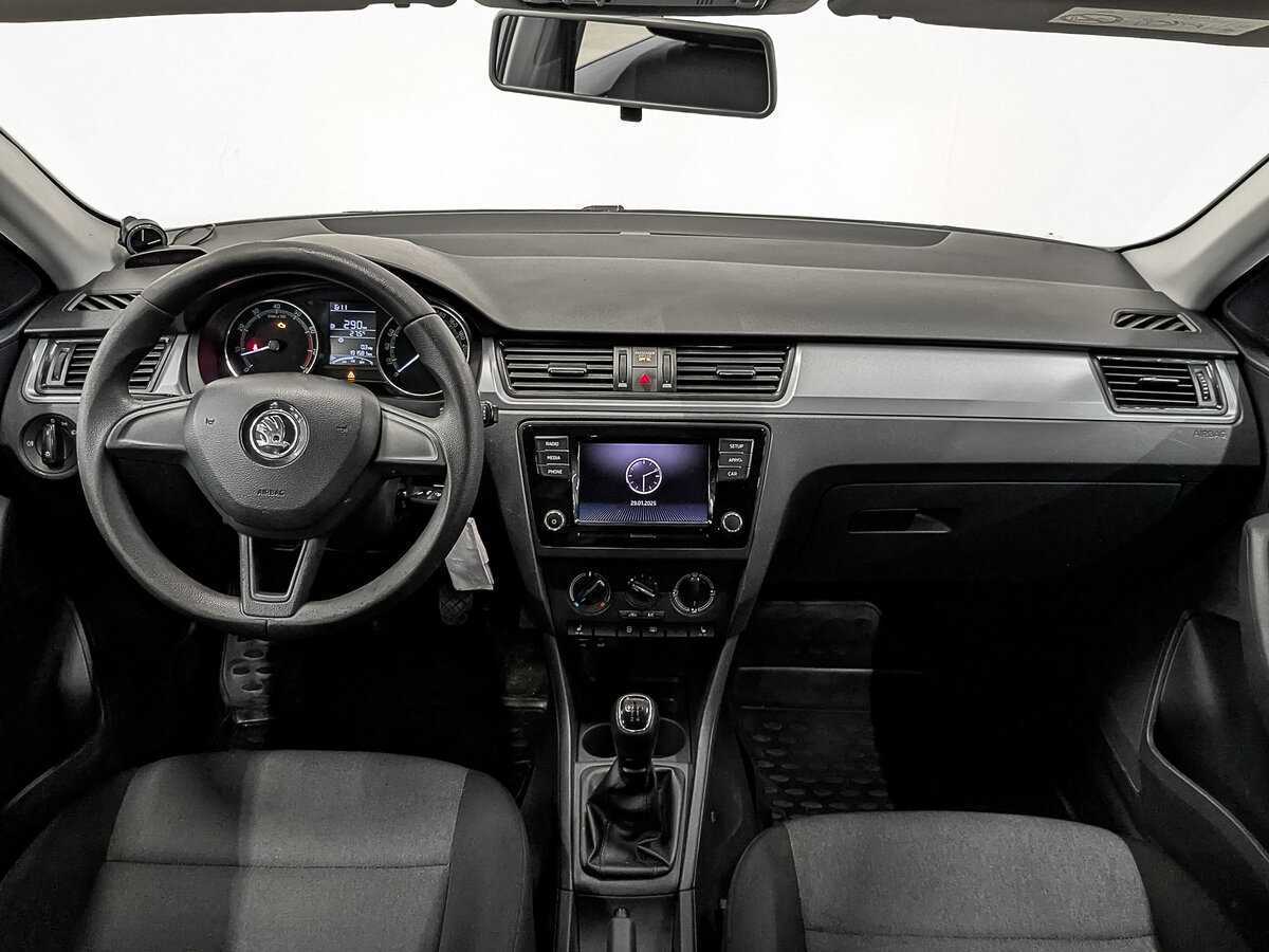 Skoda Rapid 2017 года с пробегом. Фото: #13