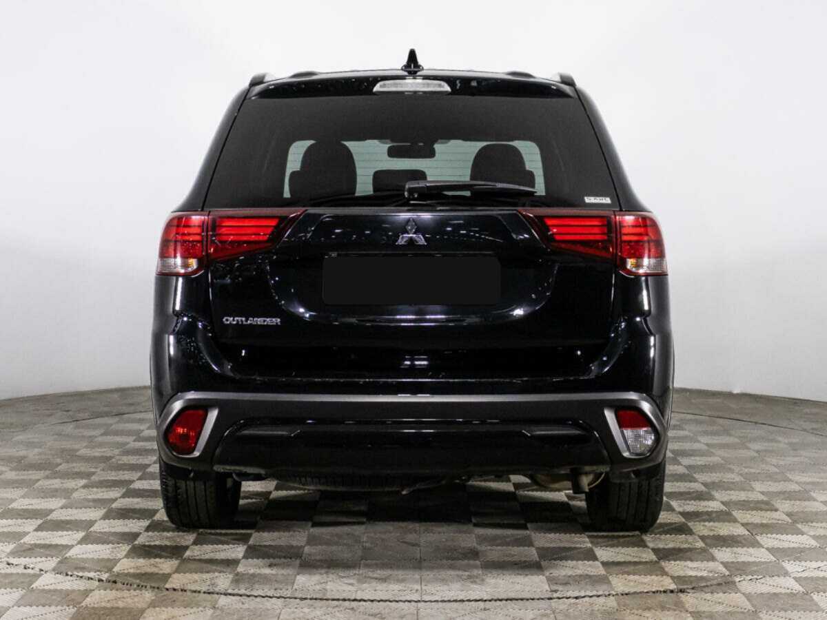 Mitsubishi Outlander 2021 года с пробегом. Фото: #5