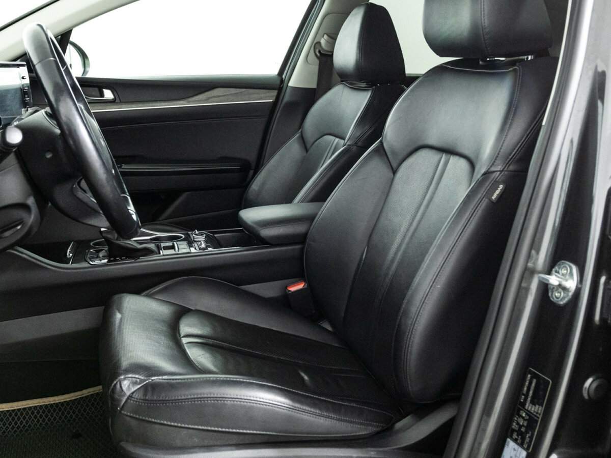 Kia K5 2021 года с пробегом. Фото: #16