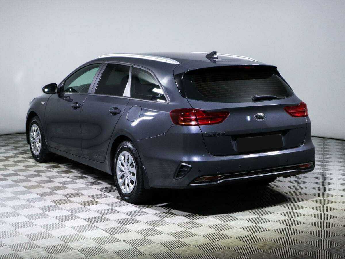 Kia Ceed 2019 года с пробегом. Фото: #5