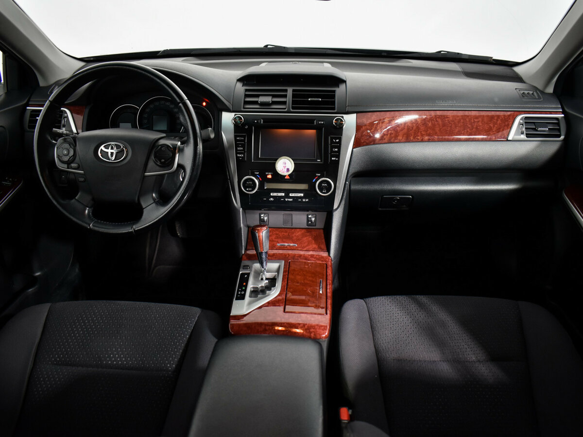 Toyota Camry 2012 года с пробегом. Фото: #10