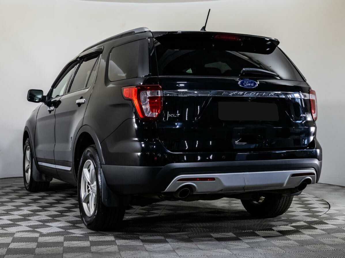 Ford Explorer 2017 года с пробегом. Фото: #5