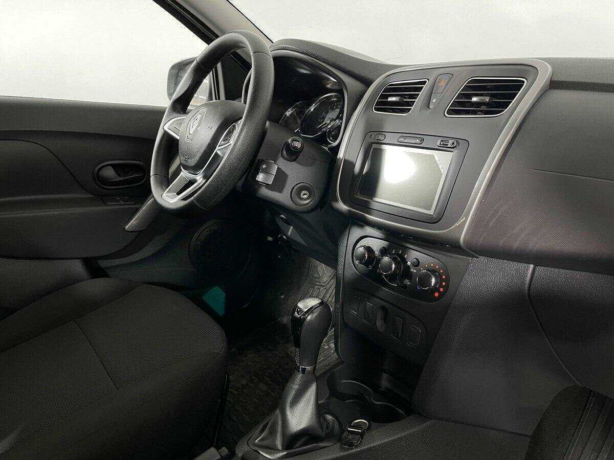 Renault Logan 2020 года с пробегом. Фото: #7