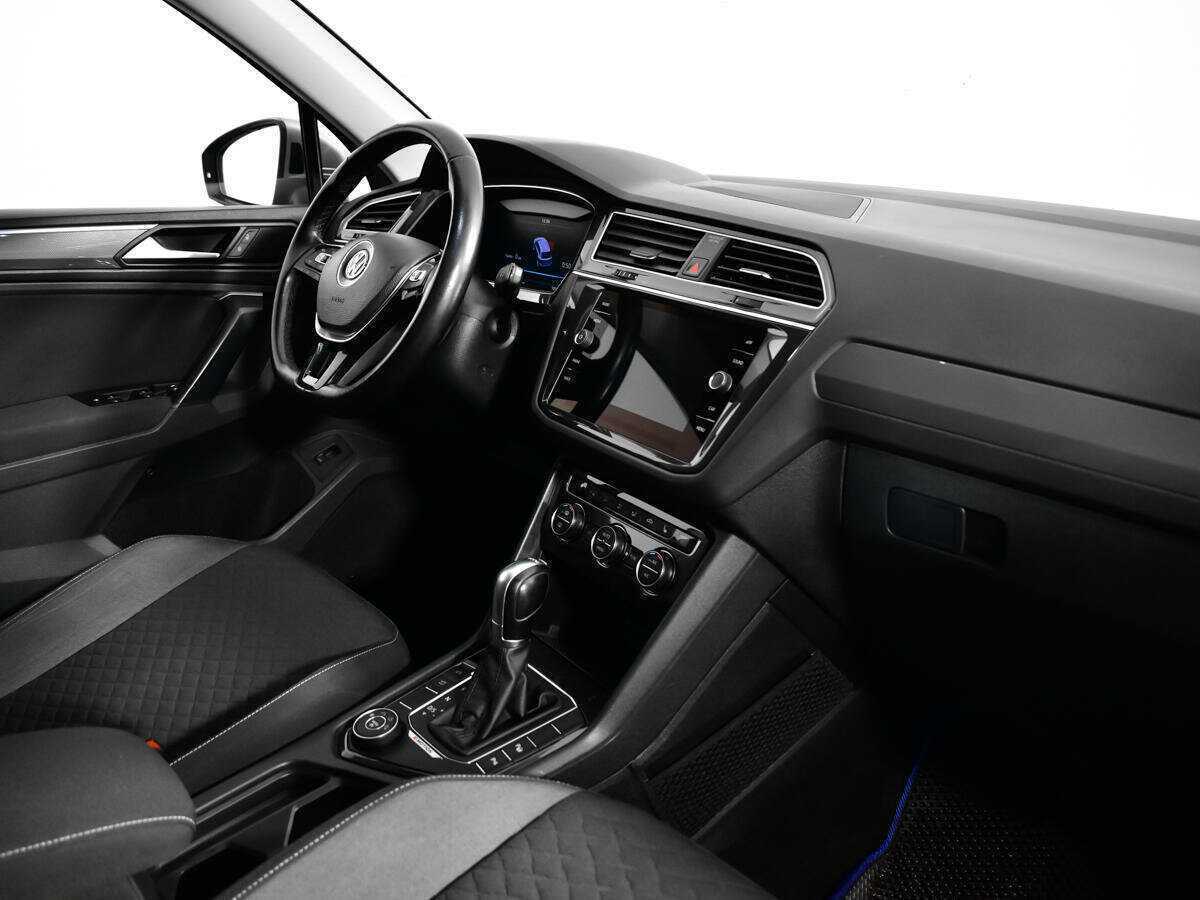 Volkswagen Tiguan 2018 года с пробегом. Фото: #10
