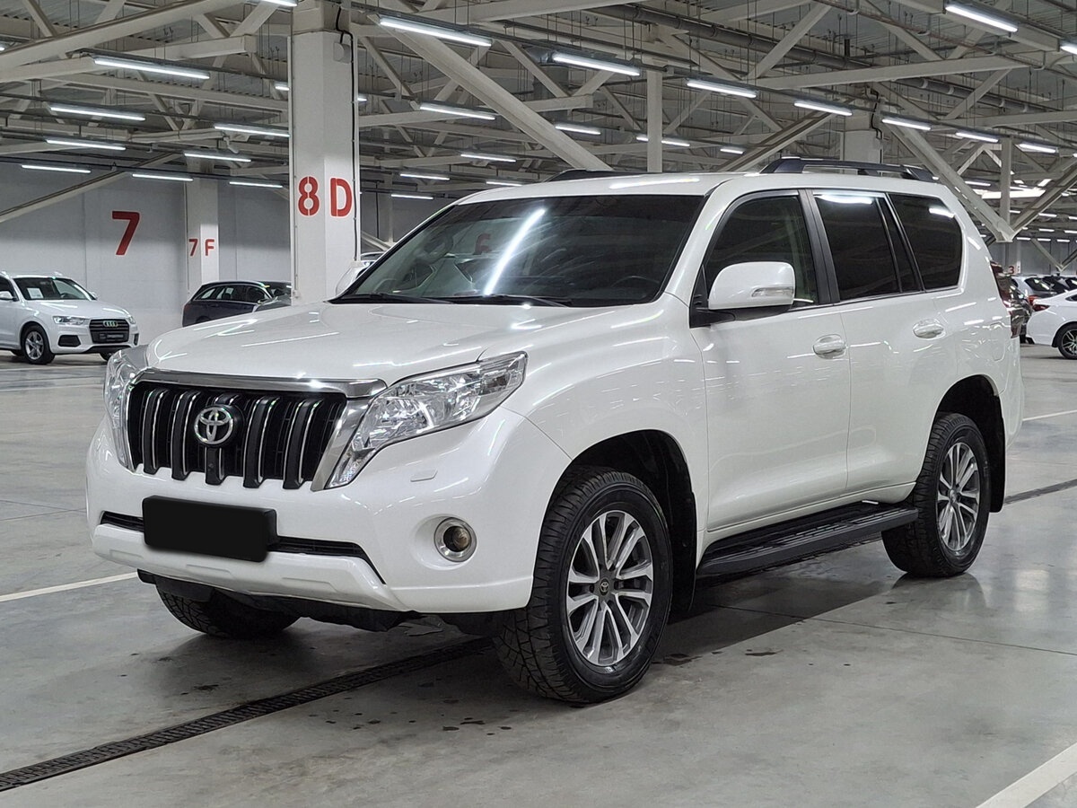 Toyota Land Cruiser Prado 2014 года с пробегом. Фото: #0