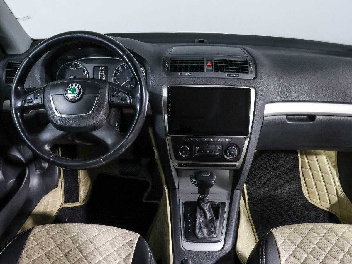 Skoda Octavia 2012 года с пробегом. Фото: #11