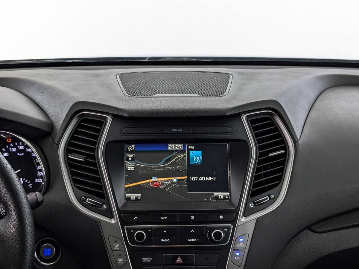 Hyundai Santa Fe 2017 года с пробегом. Фото: #12