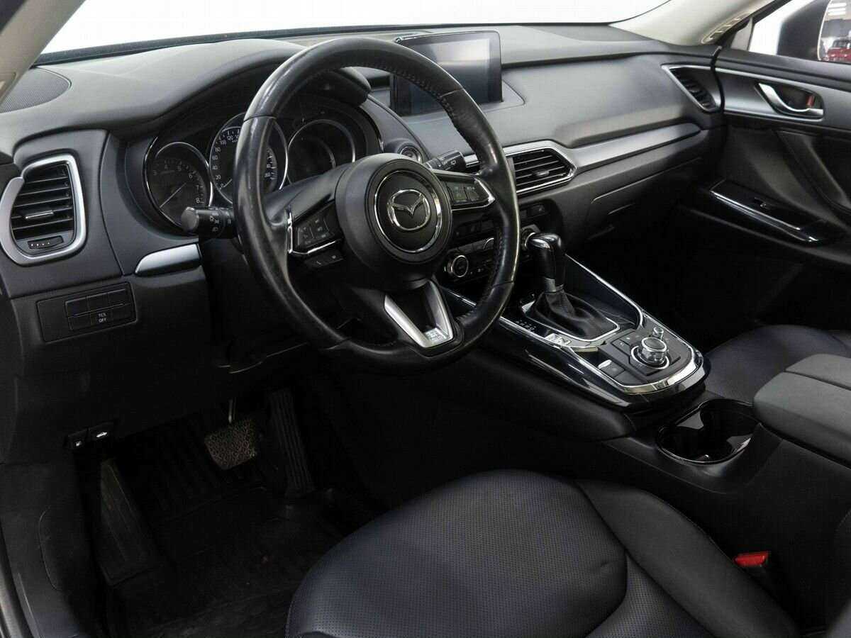 Mazda CX-9 2018 года с пробегом. Фото: #3