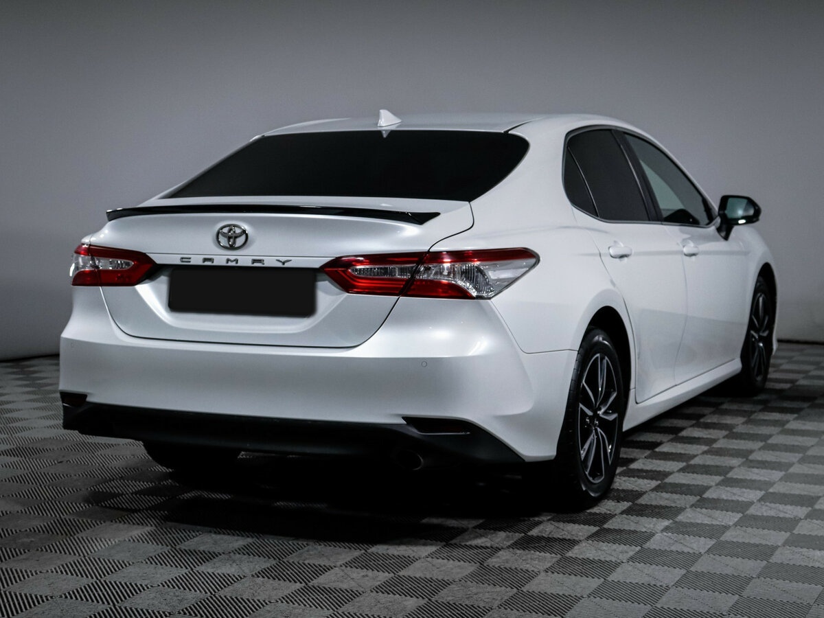 Toyota Camry 2020 года с пробегом. Фото: #3