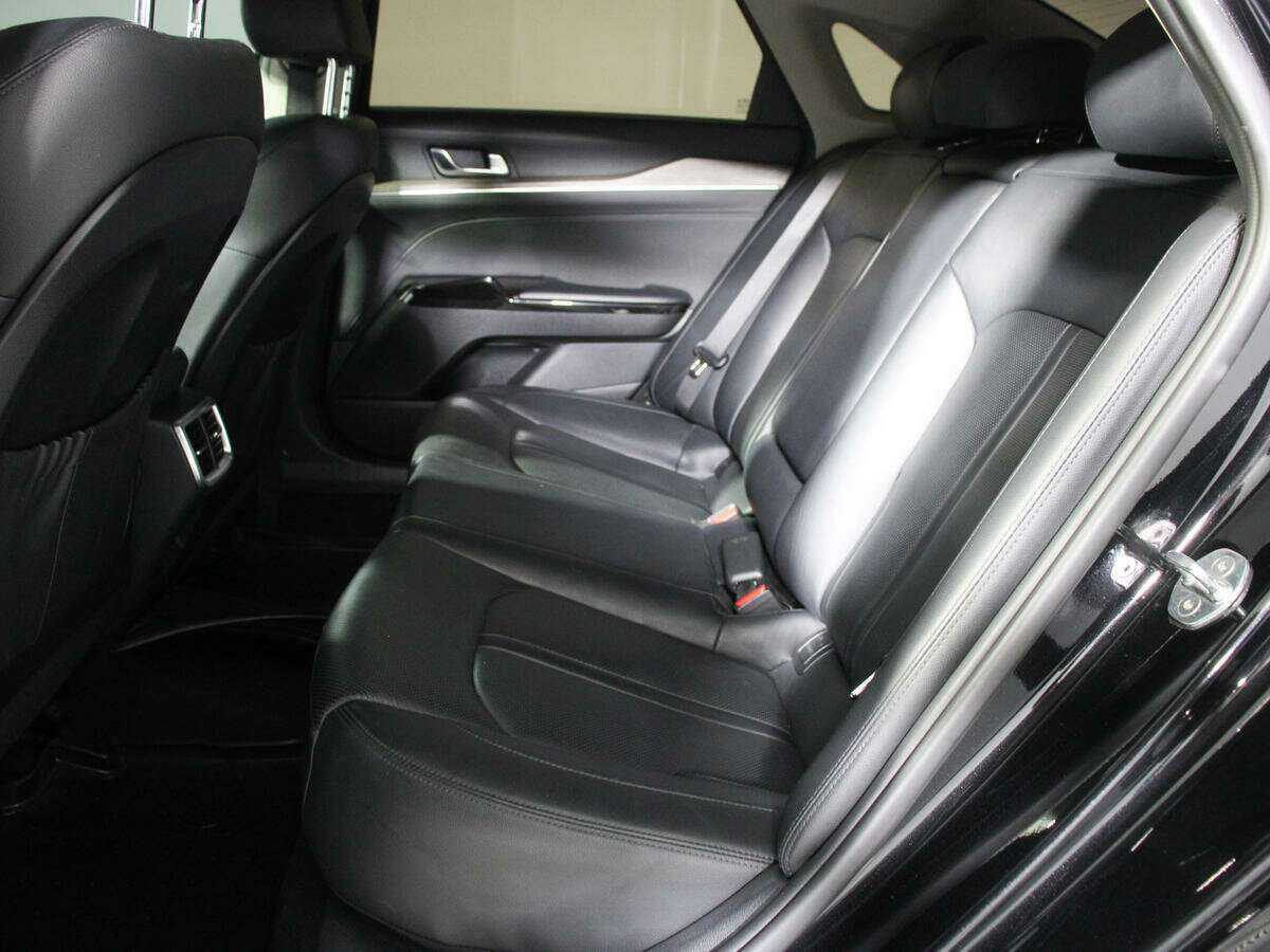 Kia K5 2021 года с пробегом. Фото: #7