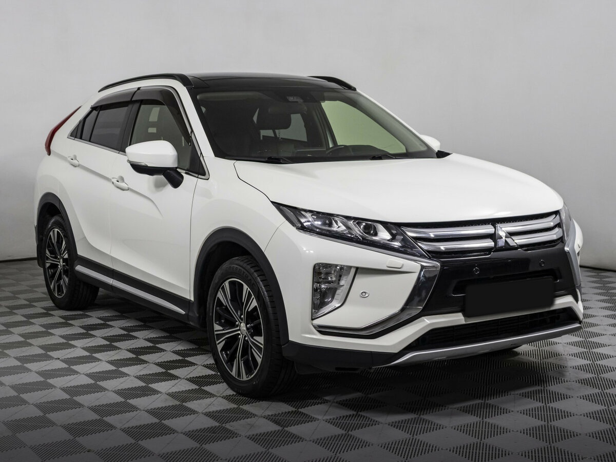 Mitsubishi Eclipse Cross 2018 года с пробегом. Фото: #2