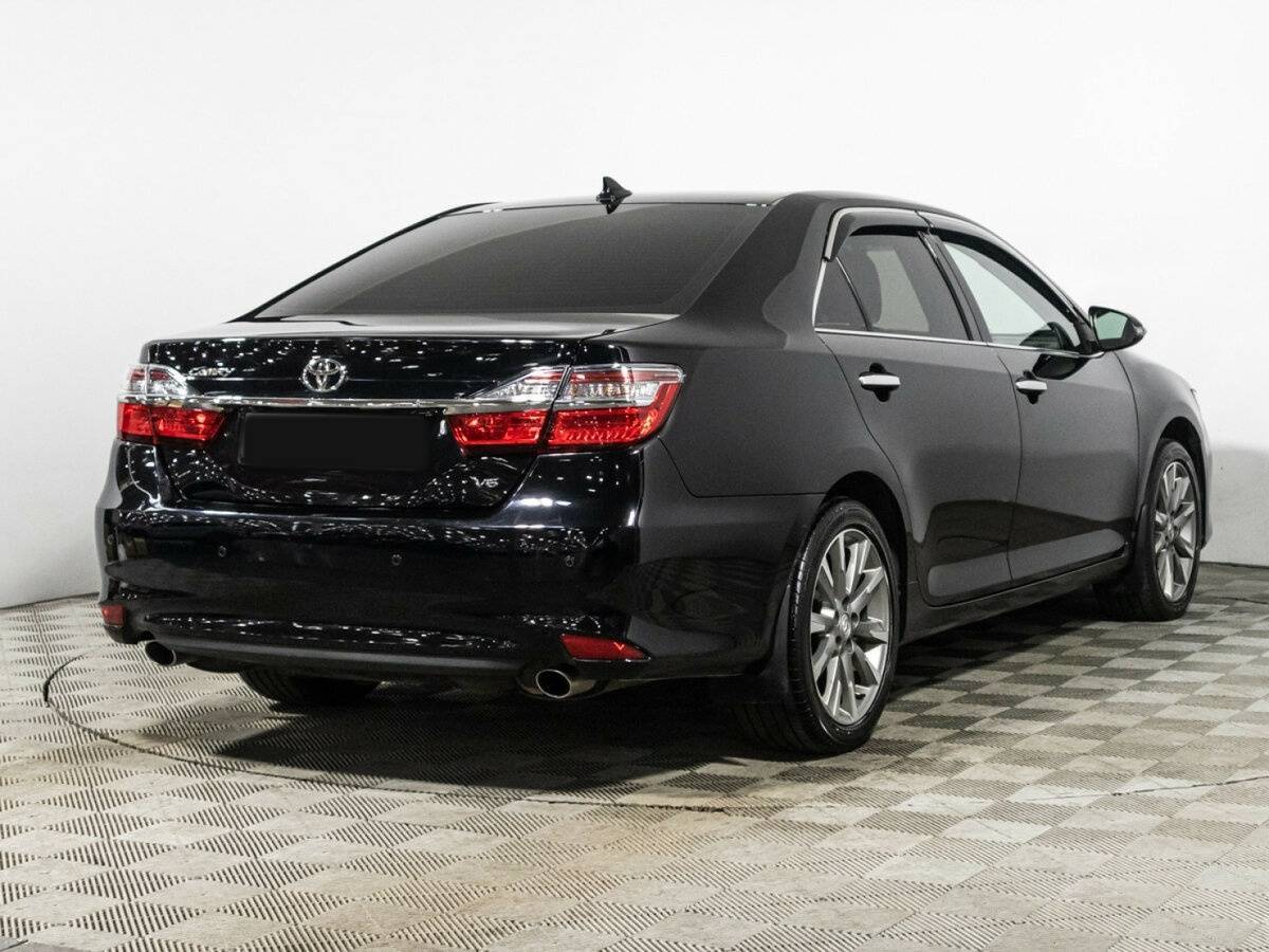Toyota Camry 2017 года с пробегом. Фото: #4