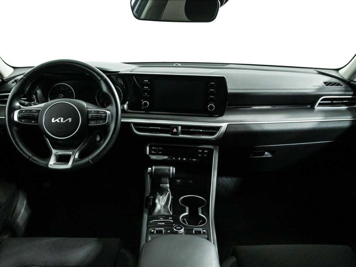 Kia K5 2021 года с пробегом. Фото: #12