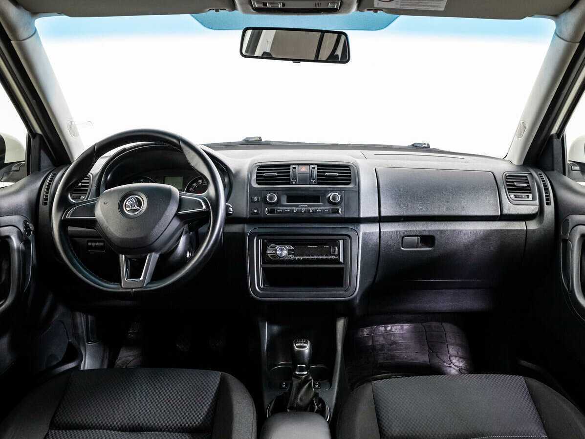 Skoda Fabia 2013 года с пробегом. Фото: #12
