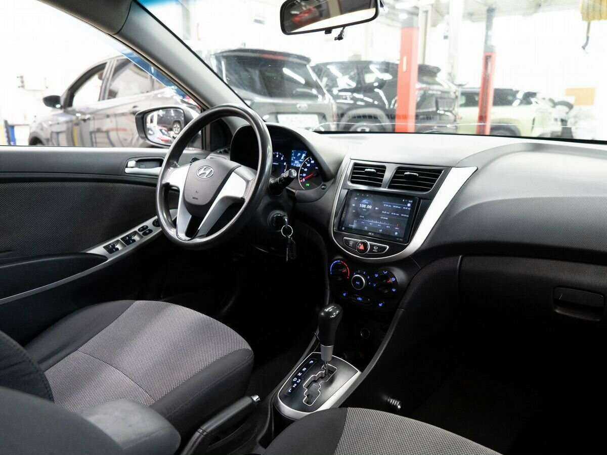 Hyundai Solaris 2013 года с пробегом. Фото: #13