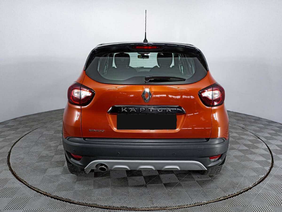 Renault Kaptur 2016 года с пробегом. Фото: #5