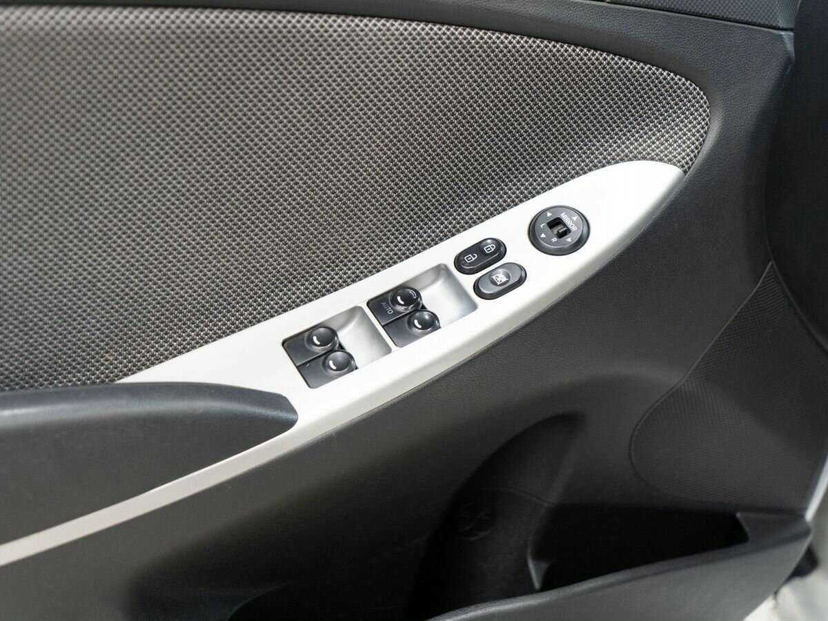 Hyundai Solaris 2013 года с пробегом. Фото: #10