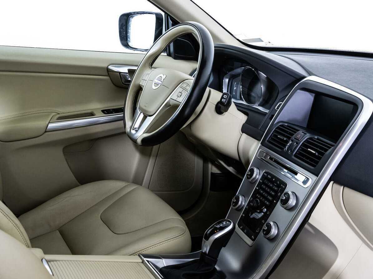 Volvo XC60 2016 года с пробегом. Фото: #10